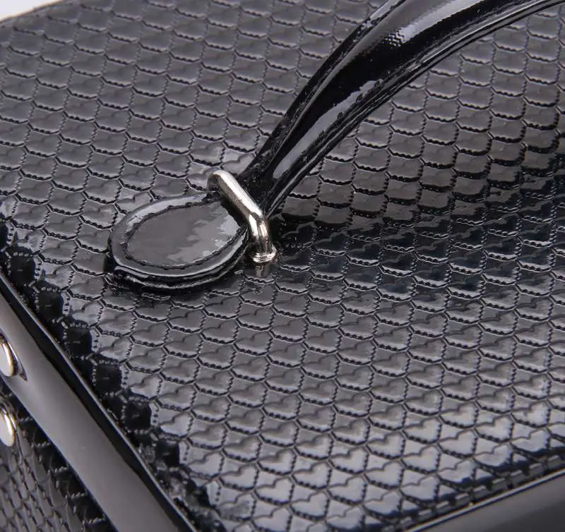 Compact & Stylish Chic Bi-color Faux Leather Jewelry Box | ZG018